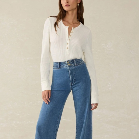 Faherty Legend Apres Waffle Henley - Picture 3 of 8